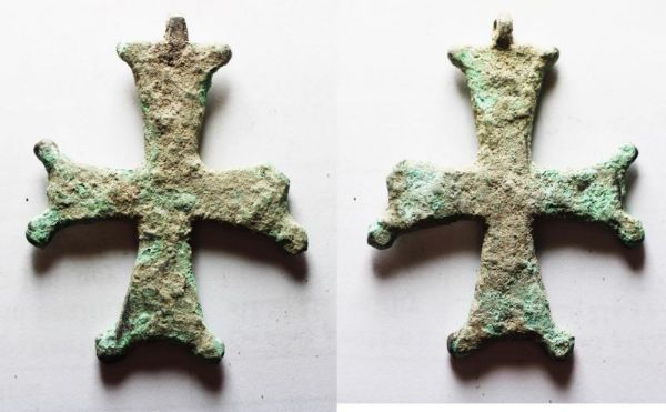 Picture of ANCIENT BYZANTINE. LARGE BRONZE CROSS 800 - 1000 A.D