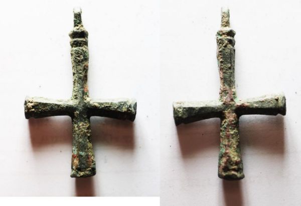 Picture of ANCIENT BYZANTINE. LARGE BRONZE CROSS 800 - 1000 A.D