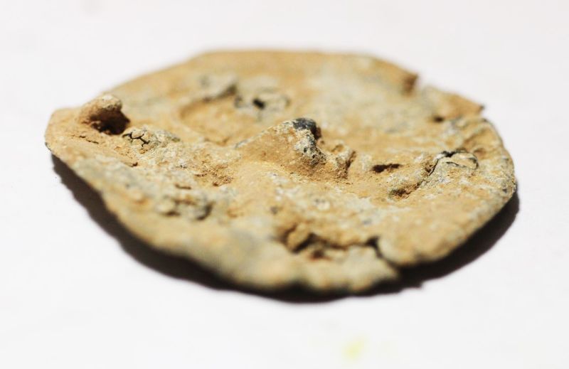 Acropolo. ANCIENT GREEK LEAD PLAQUE WITH FACE. 300 100 B.C