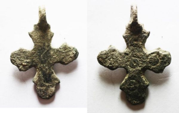 Picture of ANCIENT BYZANTINE BRONZE CROSS. 800 - 1000 A.D