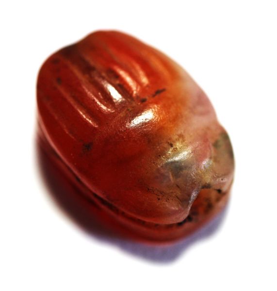 Picture of ANCIENT EGYPT. NEW KINGDOM. CARNELIAN SCARAB. 1250 B.C
