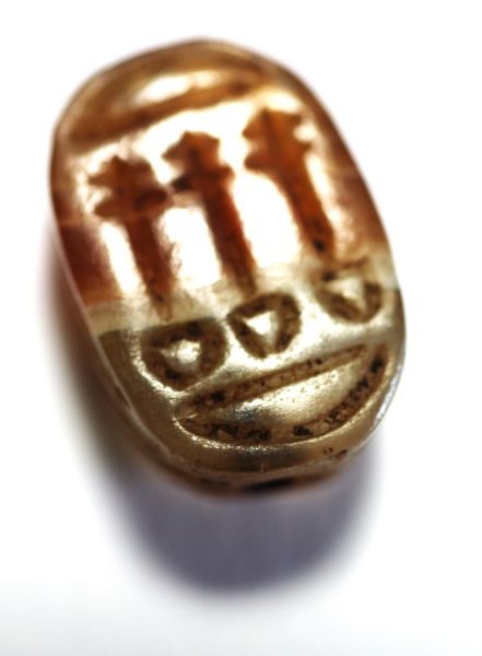 Picture of ANCIENT EGYPT. NEW KINGDOM. CARNELIAN SCARAB. 1250 B.C