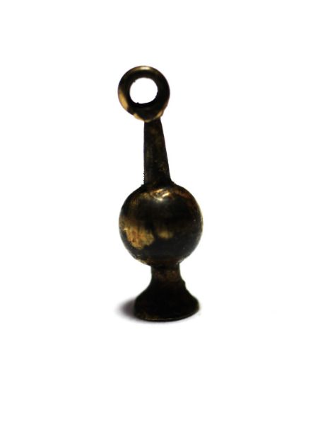 Picture of ANCIENT EGYPT. NEW KINGDOM  GOLD POPPY SEED AMULET . 1250 B.C