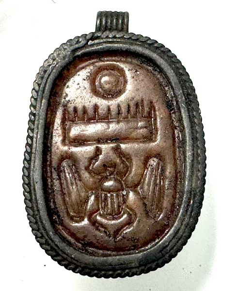 Picture of ANCIENT EGYPT. STONE & SILVER SCARAB PENDANT. 1479–1425 B.C. THUTMOSE III's  NAME