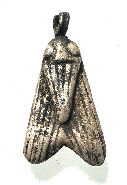 Picture of ANCIENT EGYPT. NEW KINGDOM SILVER FLY AMULET. 1250 B.C