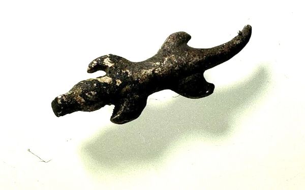 Picture of ANCIENT EGYPT. NEW KINGDOM SILVER CROCODILE AMULET. 1400 - 1250 B.C (SOBEK)