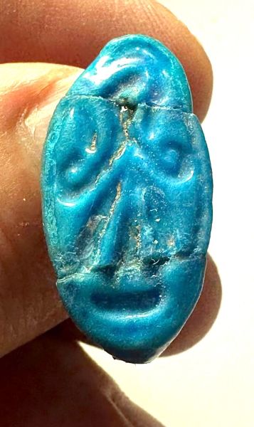 Picture of ANCIENT EGYPT. NEW KINGDOM . AMARNA FAIENCE RING.  14TH CENTURY  B.C. LOTUS FLOWER