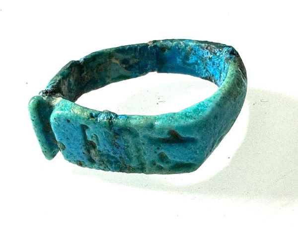 Picture of ANCIENT EGYPT. NEW KINGDOM . AMARNA FAIENCE RING.  14TH CENTURY  B.C. 