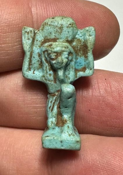 Picture of ANCIENT EGYPT - FAIENCE SHU AMULET . 600 - 300 B.C