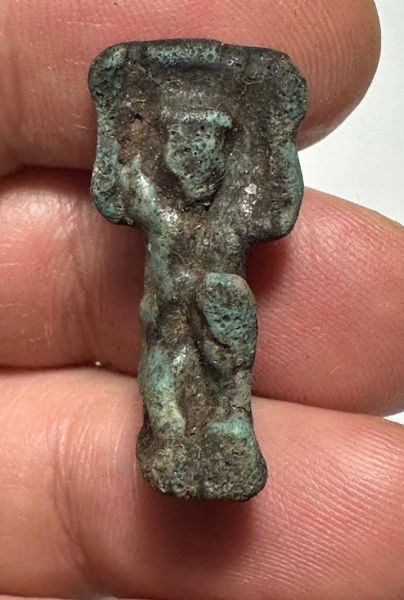 Picture of ANCIENT EGYPT - FAIENCE SHU AMULET . 600 - 300 B.C