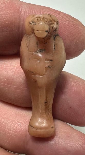 Picture of ANCIENT EGYPT. CARNELIAN STONE AMULET OF A BABOON. NEW KINGDOM. 1400 - 1200 B.C