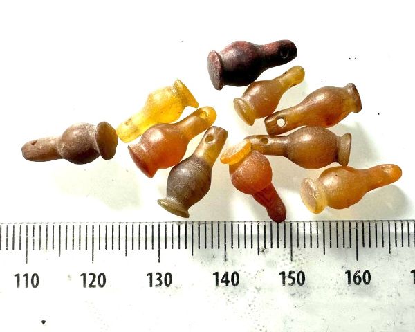 Picture of ANCIENT EGYPT . LOT OF 10 CARNELIAN POPPY SEED AMULET. 1200 B.C  NEW KINGDOM