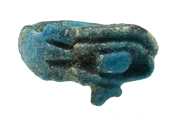 Picture of ANCIENT EGYPT.  FAIENCE RING. AMARNA. TIME OF KING TUTANKHAMUN. 1340 B.C .  EYE OF HORUS