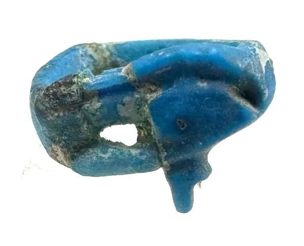 Picture of ANCIENT EGYPT.  FAIENCE RING. AMARNA. TIME OF KING TUTANKHAMUN. 1340 B.C .  EYE OF HORUS