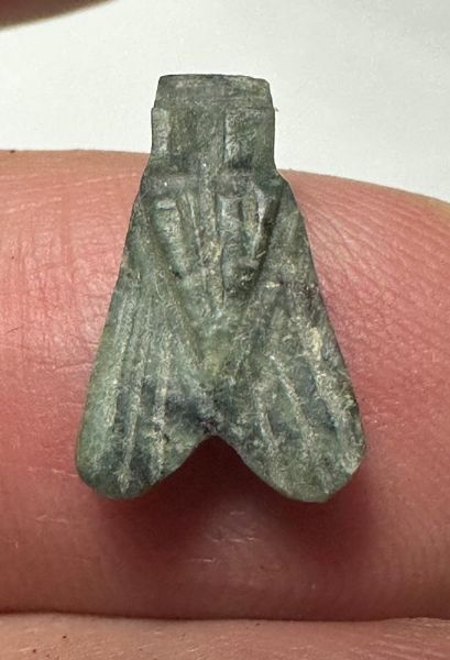 Picture of ANCIENT EGYPT.  STONE FLY  AMULET. NEW KINGDOM. 1400 - 1200 B.C .