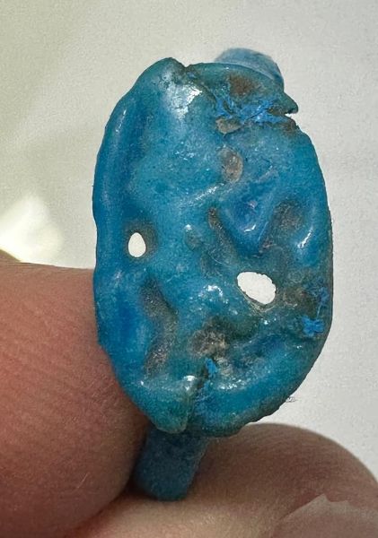 Picture of ANCIENT EGYPT.  FAIENCE RING. AMARNA. TIME OF KING TUTANKHAMUN. 1340 B.C .  BES