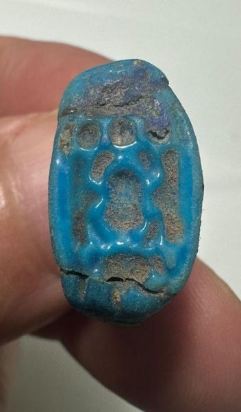Picture of ANCIENT EGYPT.  FAIENCE RING. AMARNA. TIME OF KING TUTANKHAMUN. 1340 B.C .    NAME OF KING TUTANKHAMUN