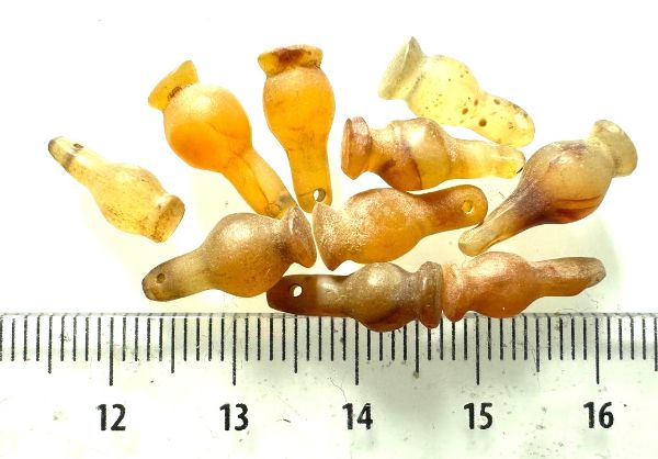 Picture of ANCIENT EGYPT . LOT OF 10 CARNELIAN POPPY SEED AMULET. 1200 B.C  NEW KINGDOM