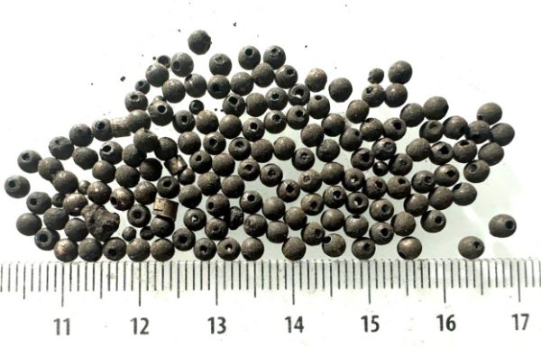 Picture of ANCIENT EGYPT . LOT OF 153 TINY SILVER  ROUND BEADS . 1400 -  1200 B.C  NEW KINGDOM