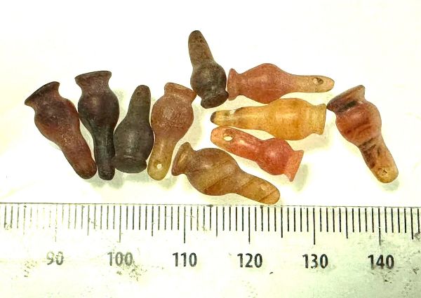 Picture of ANCIENT EGYPT . LOT OF 10 CARNELIAN POPPY SEED AMULET. 1200 B.C  NEW KINGDOM
