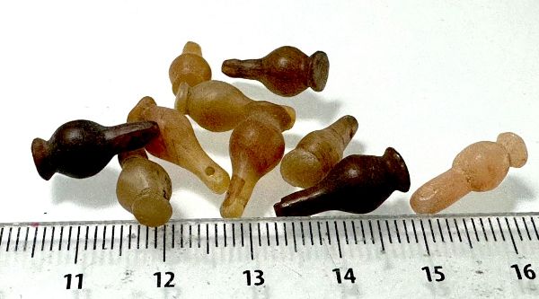 Picture of ANCIENT EGYPT . LOT OF 10 CARNELIAN POPPY SEED AMULET. 1200 B.C  NEW KINGDOM