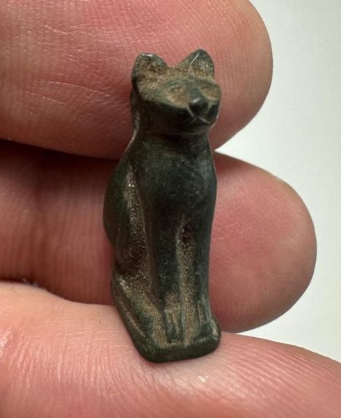 Picture of ANCIENT EGYPT. NEW KINGDOM STONE CAT AMULET. 1400 B.C