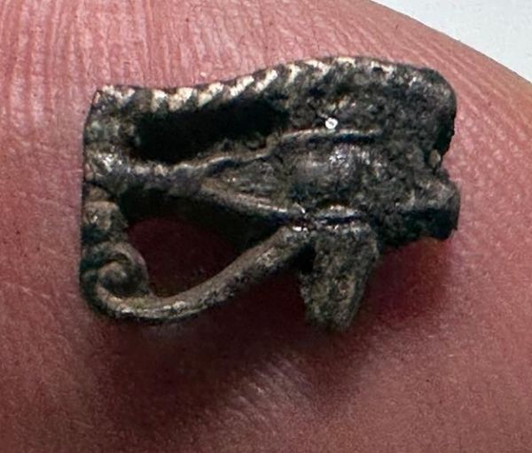 Picture of ANCIENT EGYPT. NEW KINGDOM SILVER EYE OF HORUS AMULET . 1250 B.C 