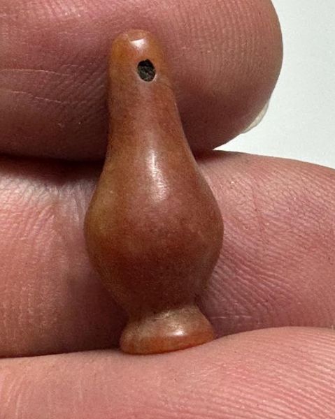 Picture of ANCIENT EGYPT. LARGE CARNELIAN POPPY SEED AMULET. 1250 B.C  NEW KINGDOM