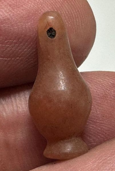 Picture of   ANCIENT EGYPT. LARGE CARNELIAN POPPY SEED AMULET. 1250 B.C  NEW KINGDOM