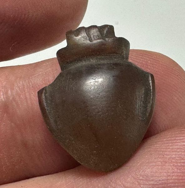 Picture of ANCIENT EGYPT, NEW KINGDOM AGATE STONE HEART AMULET. 1400 - 1200 B.C