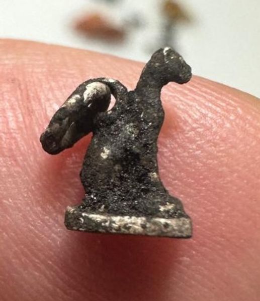 Picture of ANCIENT EGYPT. NEW KINGDOM TINY SILVER CAT AMULET (BASTET). 1400 - 1250 B.C