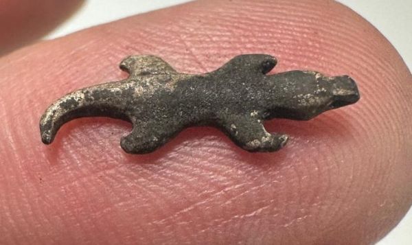 Picture of ANCIENT EGYPT. NEW KINGDOM  SILVER SOBEK (CROCODILE) AMULET. 1250 B.C 