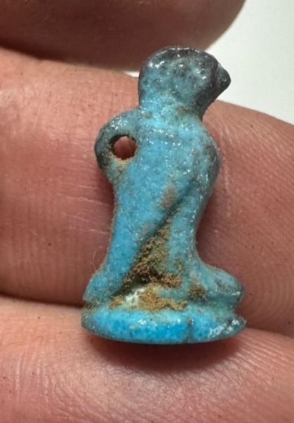 Picture of ANCIENT EGYPT. LATE NEW KINGDOM FAIENCE AMULET OF A FALCON - HORUS. 13TH - 12TH CENTURY  BC .