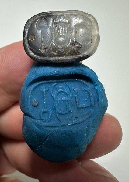 Picture of ANCIENT EGYPT, NEW KINGDOM BANDED AGATE STONE SCARAB.  1400 - 1200 B.C