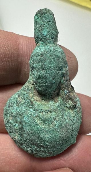 Picture of   HOLY LAND. ROMAN  BRONZE BUST. AS FOUND. 200 - 300 A.D.