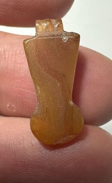 Picture of ANCIENT EGYPT, NEW KINGDOM CARNELIAN MENAT AMULET / PENDANT. 1400 - 1100 B.C