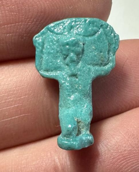 Picture of ANCIENT EGYPT.  BEAUTIFUL COLOR. GRECO - ROMAN - FAIENCE SHU AMULET . 300 B.C - 100 A.D