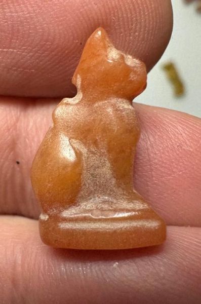 Picture of ANCIENT EGYPT -  BEAUTIFUL  CARNELIAN AMULET OF A CAT . NEW KINGDOM .1250 B.C. 