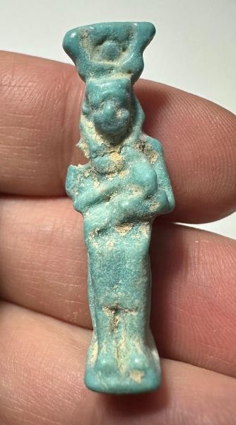 Picture of ANCIENT EGYPT.  BEAUTIFUL COLOR. GRECO - ROMAN - FAIENCE ISIS NURSING HORUS AMULET . 300 B.C - 100 A.D