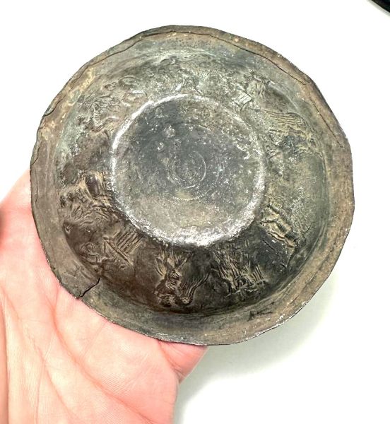 Picture of   ANCIENT ROMAN SILVER BOWL. 200 - 300 A.D