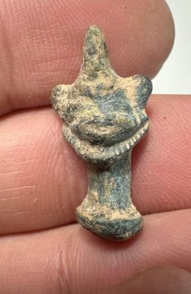 Picture of NEO-ASSYRIAN BRONZE HEAD OF PAZUZU AMULET. AS FOUND. LEVANT. 800 - 600 B.C