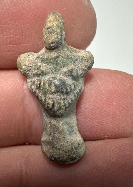 Picture of NEO-ASSYRIAN BRONZE HEAD OF PAZUZU AMULET. AS FOUND. LEVANT. 800 - 600 B.C