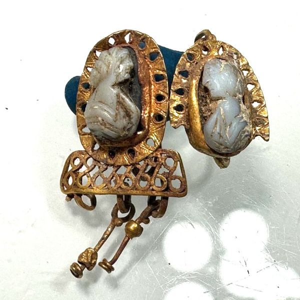 Picture of Roman. 2nd century AD. PAIR OF GOLD EARRINGS WITH STONE CAMEOS. DEPICTING FAUSTINA II?