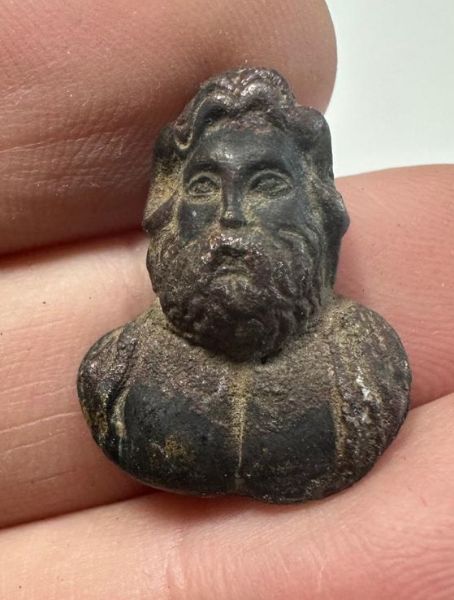 Picture of Ancient ROMAN APPILIQUE OF ZEUS - AMON. 200 - 300 A.D