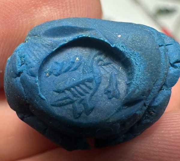 Picture of Babylonia or Mesopotamia. SASANIAN?. 4TH - 5TH  century AD. Bronze Ring. DUCK. INSCRIBED? .