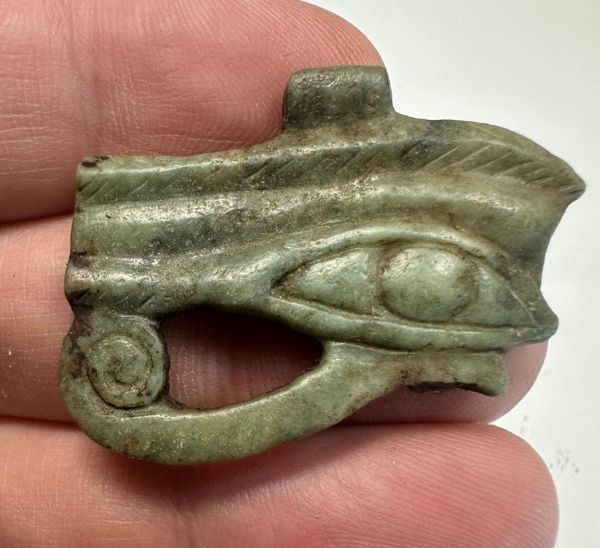 Picture of ANCIENT EGYPT. 26TH DYNASTY. LARGE  STONE EYE OF HORUS AMULET . 600 - 300 B.C