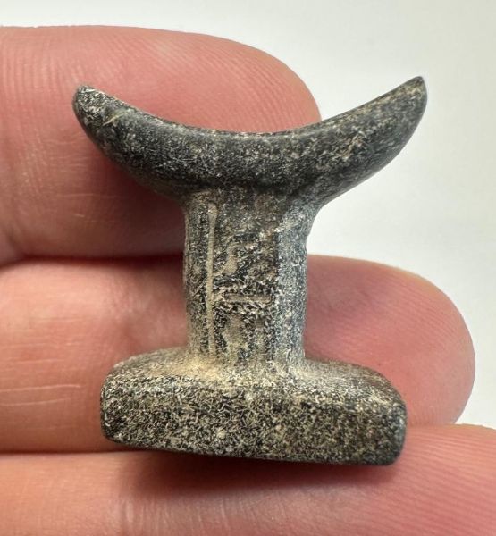 Picture of ANCIENT EGYPT. 26TH DYNASTY. BEAUTIFUL  STONE HEAD REST AMULET . 600 - 300 B.C
