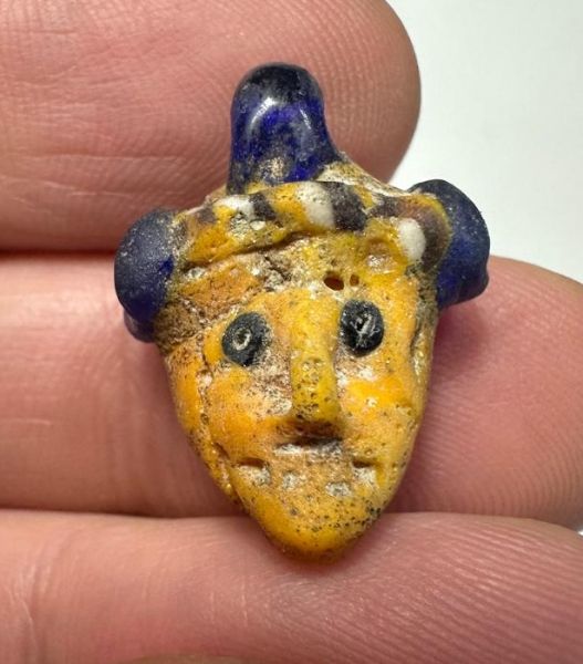 Picture of   Ancient LEVANT. Phoenician Glass Pendant of a Human Head. 6TH - 5th  CENTURY B.C 