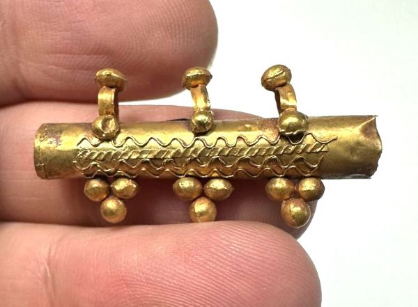 Picture of Ancient LEVANT. Roman gold Pendant. 100 - 200 A.D 