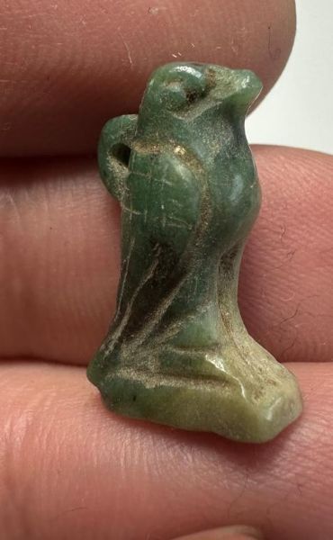 Picture of ANCIENT EGYPT. LATE PERIOD. STONE AMULET OF A FALCON. 600 - 300 B.C